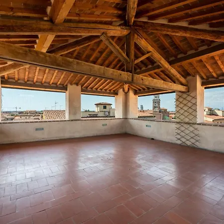Nella Torre Del Poschi Penthouse With Roof Terrace